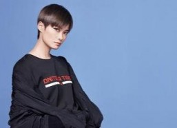 娱乐吃瓜李宇春视频大全,笑料百出，精彩纷呈